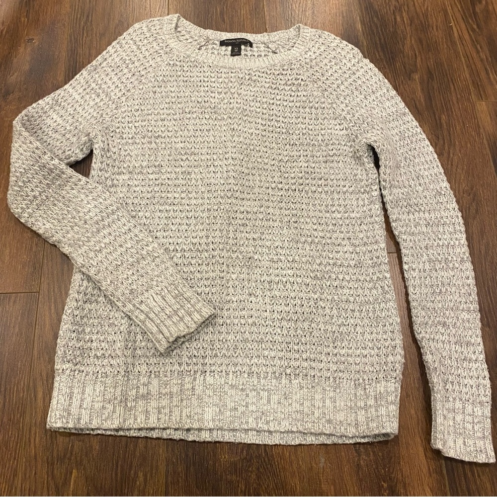 Banana Republic grey knit sweater
